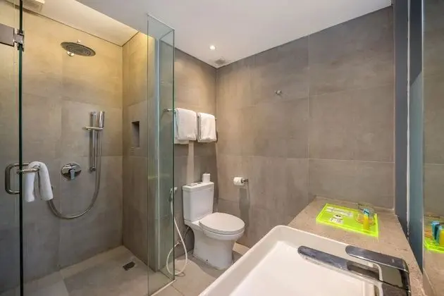 Deluxe Pool Access (Solia Premier Pool Access)