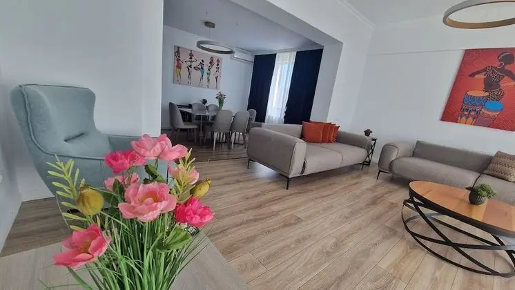 Çatı Katı Süiti (Penthouse)