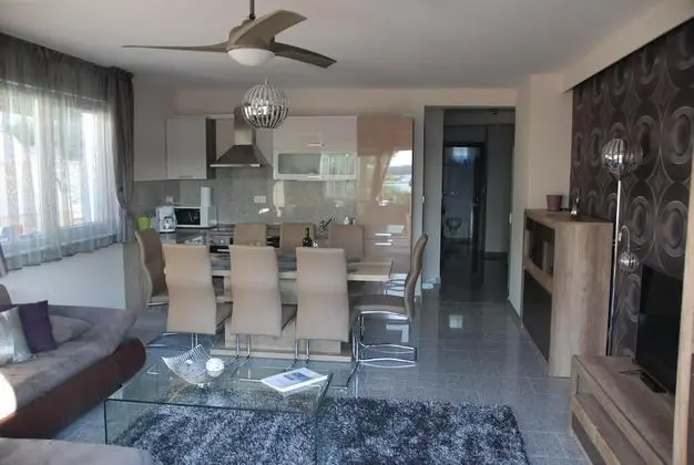 Executive King Apartment, Terrace, Sea view