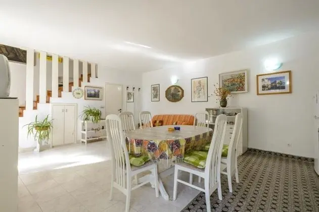 Villa (Two Bedroom Apartment with Terrace an)