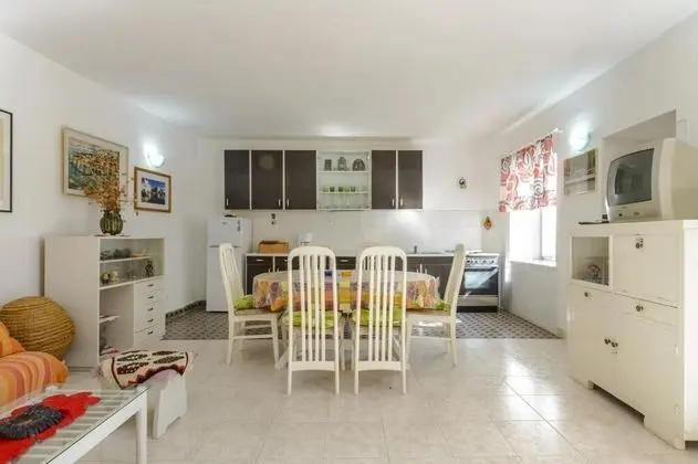 Villa (Two Bedroom Apartment with Terrace an)