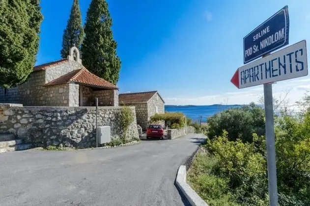 Villa (Two Bedroom Apartment with Terrace an)