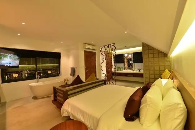Solitaire Suite, 1 King Bed, Balcony