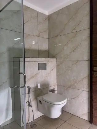 Premier Tek Büyük Yataklı Oda, 1 Çift Kişilik Yatak, Buzdolabı, Bahçe Manzaralı