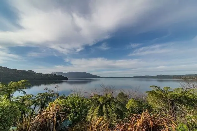 Romantic Süit (Tarawera Suite)