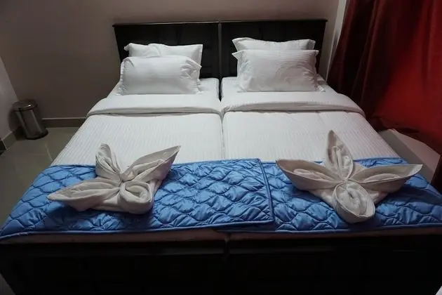 Deluxe Tek Büyük Yataklı Oda, Balkon, Köşe