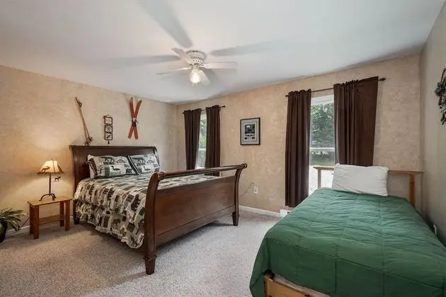 Ev, Birden Çok Yatak, Sıcak Su Havuzu