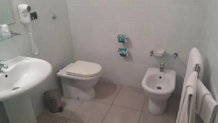 Basic Üç Kişilik Oda