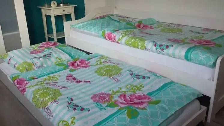 Luxury Apart Daire, Bahçe Manzaralı