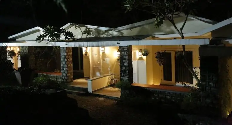 Deluxe Kır Evi