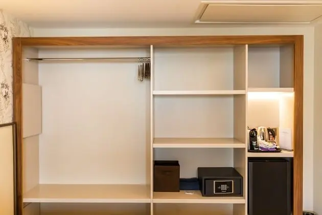 Deluxe Tek Büyük Yataklı Oda, Veranda, Zemin Kat