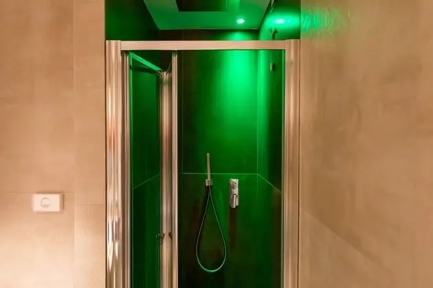 Deluxe Tek Büyük Yataklı Oda, Veranda, Zemin Kat