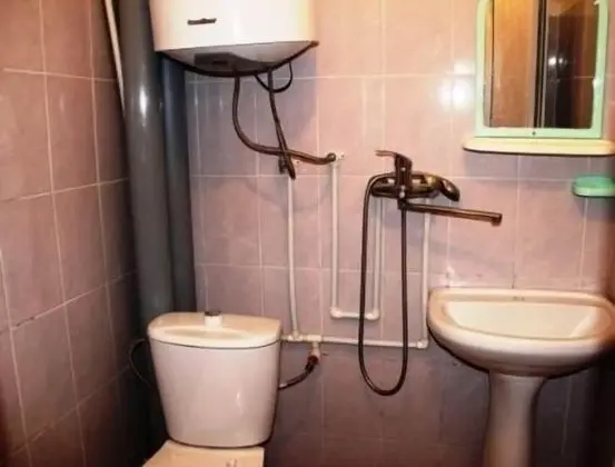 Üç Kişilik Oda