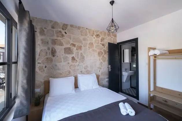 Comfort Tek Büyük veya İki Ayrı Yataklı Oda