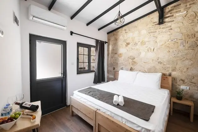 Comfort Tek Büyük veya İki Ayrı Yataklı Oda