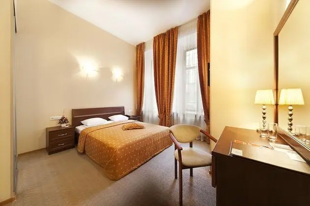 Comfort Tek Büyük Yataklı Oda