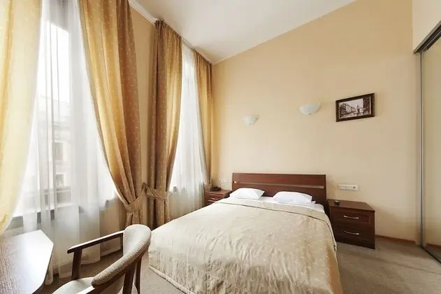 Comfort Tek Büyük Yataklı Oda