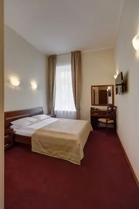 Comfort Tek Büyük Yataklı Oda