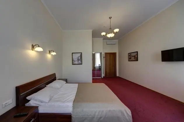 Comfort Tek Büyük Yataklı Oda