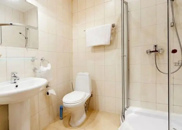 Comfort Tek Büyük Yataklı Oda