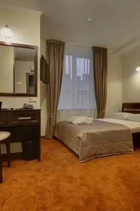 Standard Tek Büyük Yataklı Oda