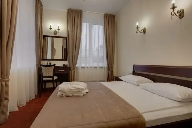 Tek Büyük Yataklı Oda (Panoramic View)