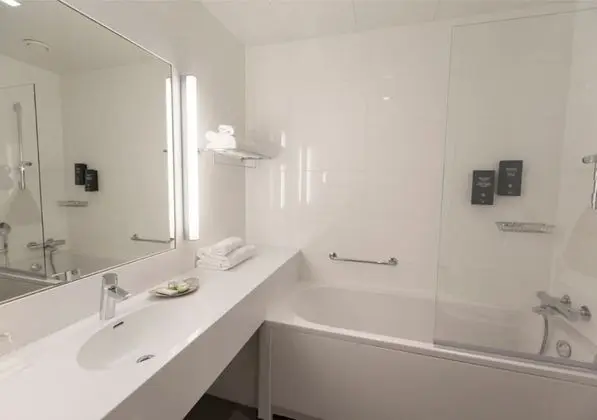 Solo Twin Room