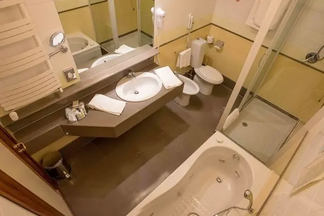 Business Tek Kişilik Oda