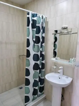 Basic Üç Kişilik Oda