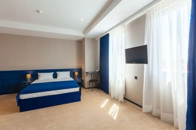 Deluxe Üç Kişilik Oda