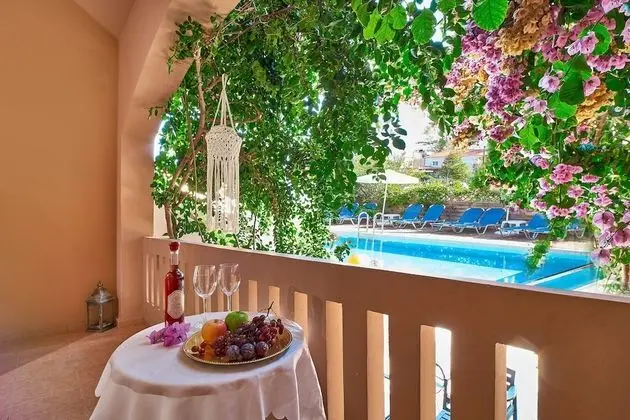 Apart Daire, 1 Yatak Odası, Zemin Kat (2 Balconies)