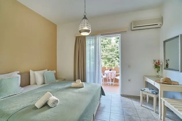 Apart Daire, Balkon (Upper floor)