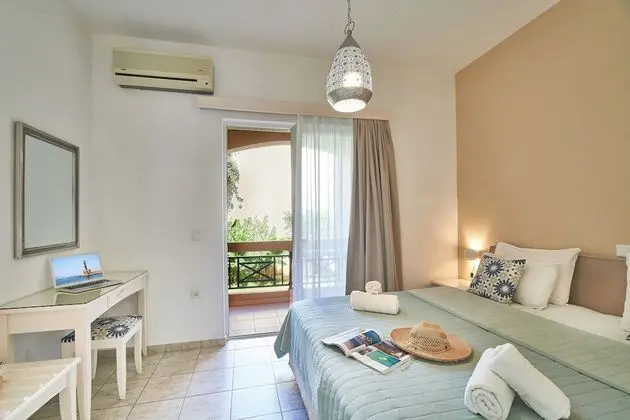 Apart Daire, Balkon (Upper floor)
