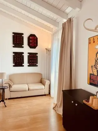 Standard Süit, Bahçeli