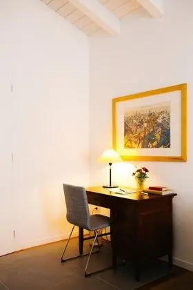 Standard Süit, Bahçeli