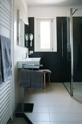 Standard Süit, Bahçeli