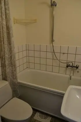 Üç Kişilik Oda