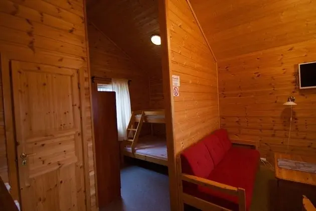 Kulübe (9 - 10 shared shower)