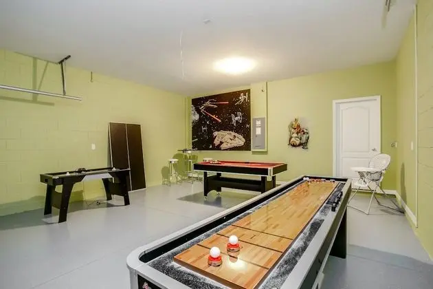 Villa (5226WILDWOOD)
