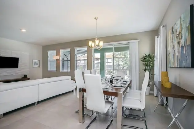 Villa (5226WILDWOOD)