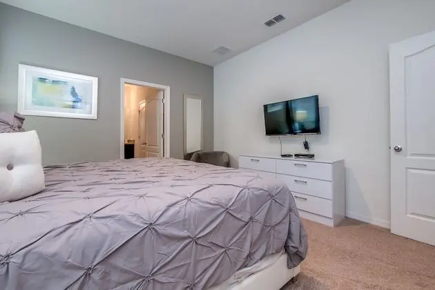 Villa (5226WILDWOOD)