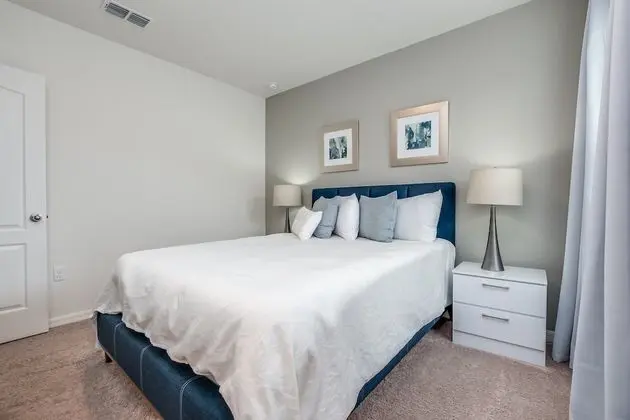 Villa (5226WILDWOOD)
