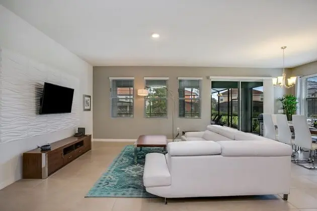 Villa (5226WILDWOOD)