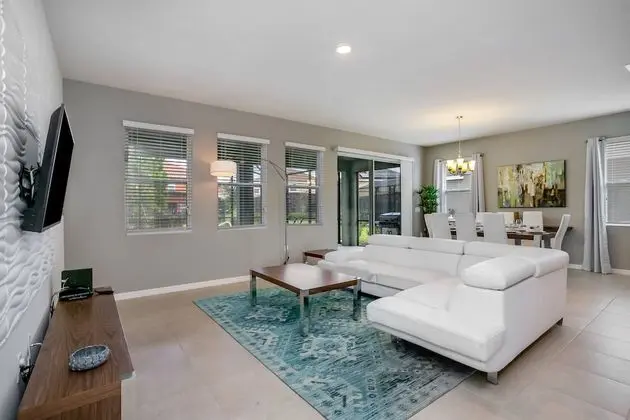 Villa (5226WILDWOOD)