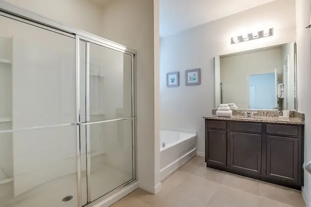 Villa (5226WILDWOOD)