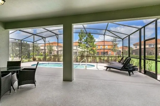 Villa (5226WILDWOOD)