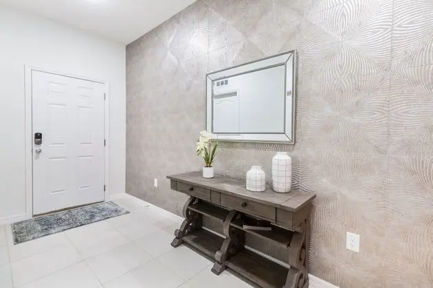 Ev (Fantastic - Brand New 7Bed 5Bath w Po)