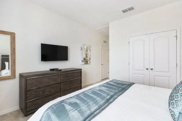 Ev (Fantastic - Brand New 7Bed 5Bath w Po)