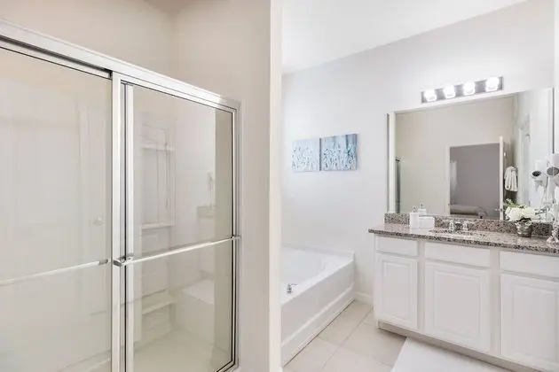 Ev (Fantastic - Brand New 7Bed 5Bath w Po)