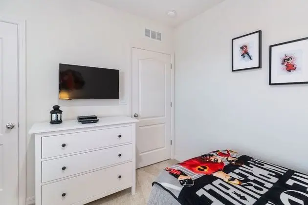 Ev (Fantastic - Brand New 7Bed 5Bath w Po)